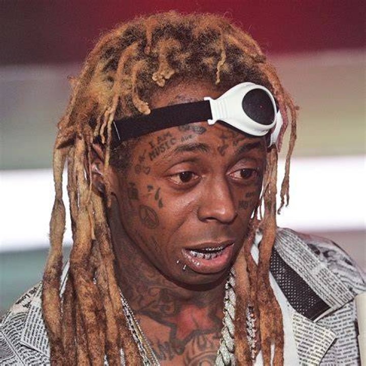 Молодой американский рэп исполнитель Lil Pump с татуировками на теле