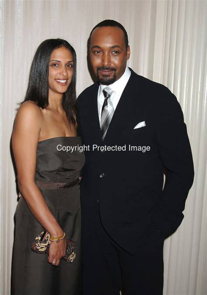 8183 Vanessa Riding and Jesse L Martin.jpg Robin Platzer/Twin Images