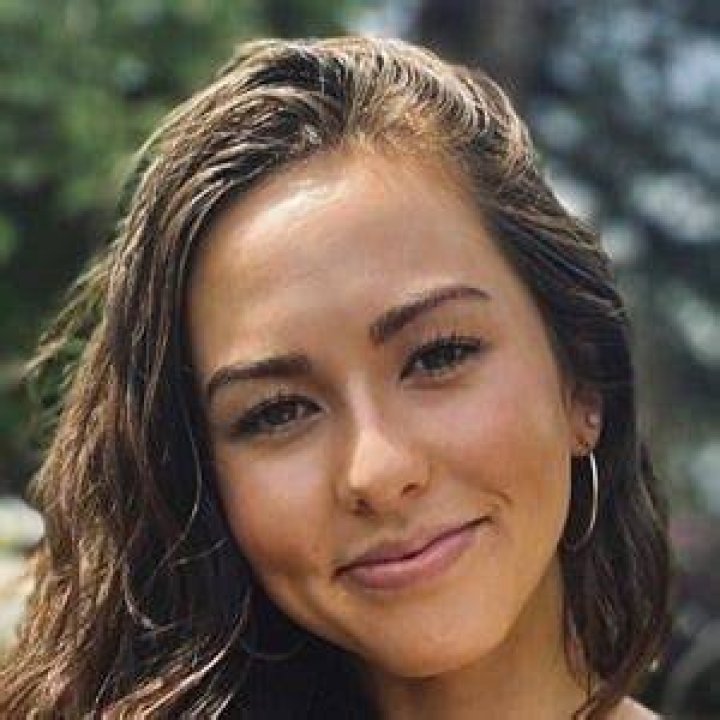 Abigail Heringer Bio, Age, Height, Boyfriend, Net Worth, Wiki Wealthy Spy