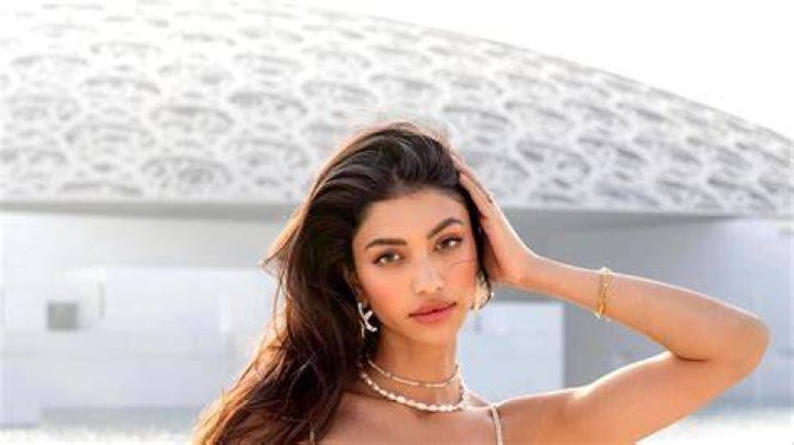 Alanna Panday Bio, Family, Career, Boyfriend, Net Worth, Measurements