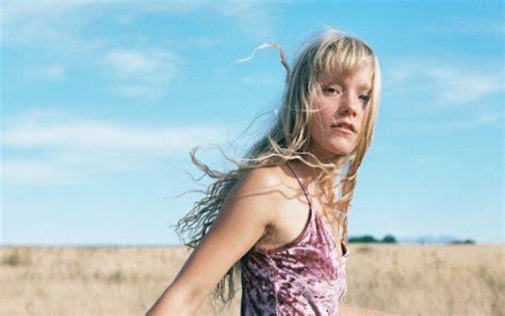 Alice Phoebe Lou Our favorite songs from Orbit and Paper Castles