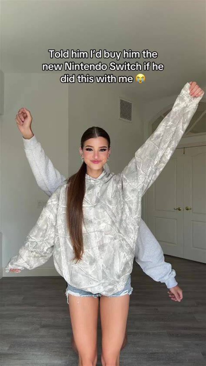 Brooke Monk tiktok [Video] in 2021 Brooke, Celebrity crush, Monk