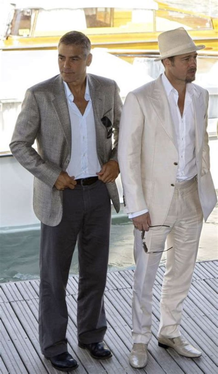 ¿Cuánto mide Clooney? Altura Real height