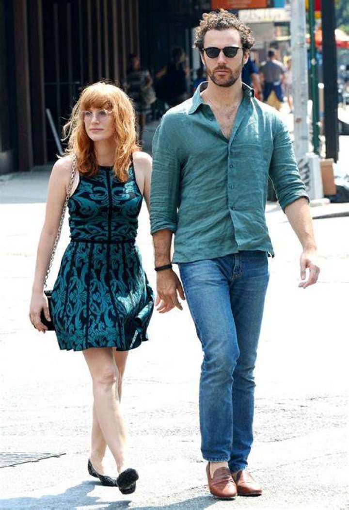 jessica chastain and husband gian luca passi are spotted strolling