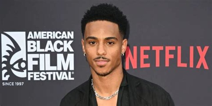 Keith Powers Age, Bio, Birthday, Family, Net Worth National Today