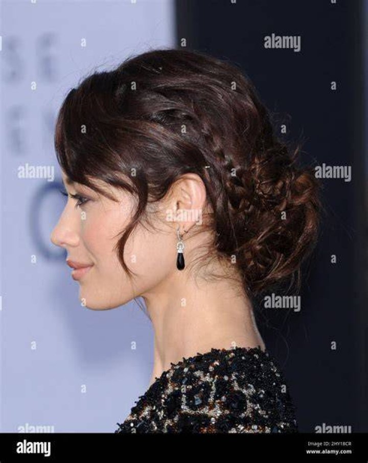 Olga Kurylenko Profile Images &mdash; The Movie Database (TMDb)