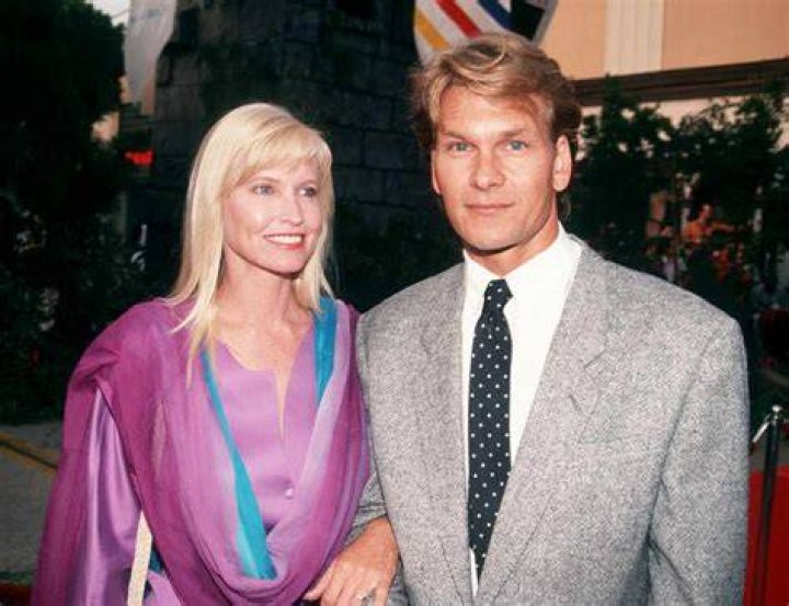 Presque c&eacute;l&egrave;bre Lisa niemi, Patrick swayze et Portrait de mari&eacute;e