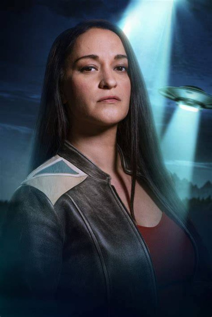 Resident Alien Star Sara Tomko Is Newly Engaged