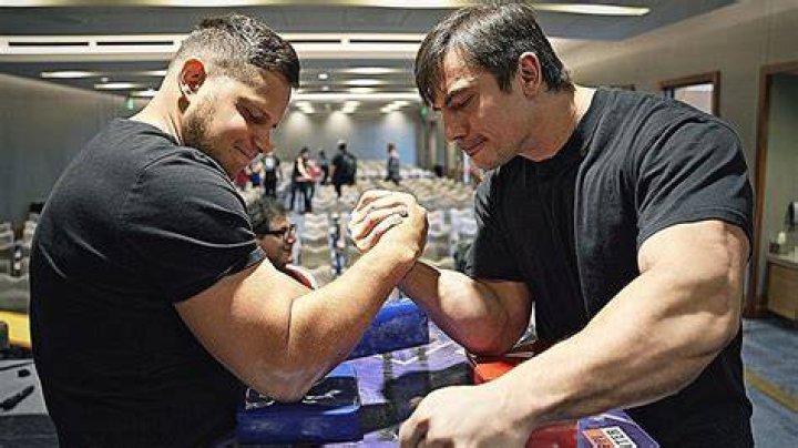 RICHMOND FAIR ARMWRESTLING TOURNAMENT │21 September 2013, by Devon