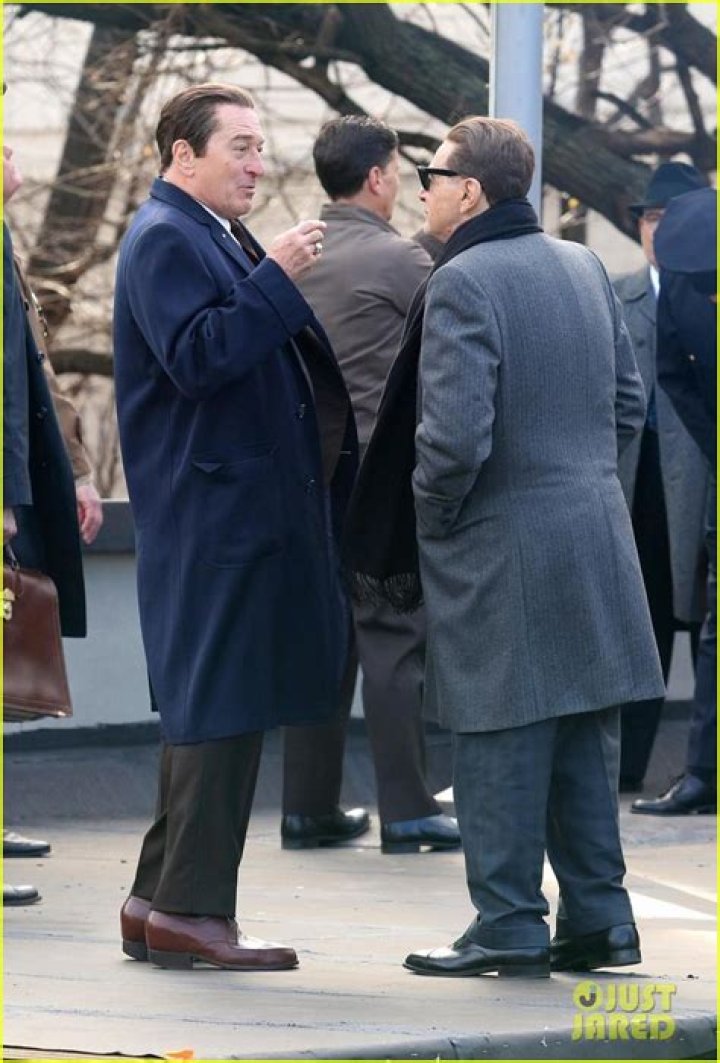 Robert De Niro Wears Platform Shoes To Tower Over Al Pacino